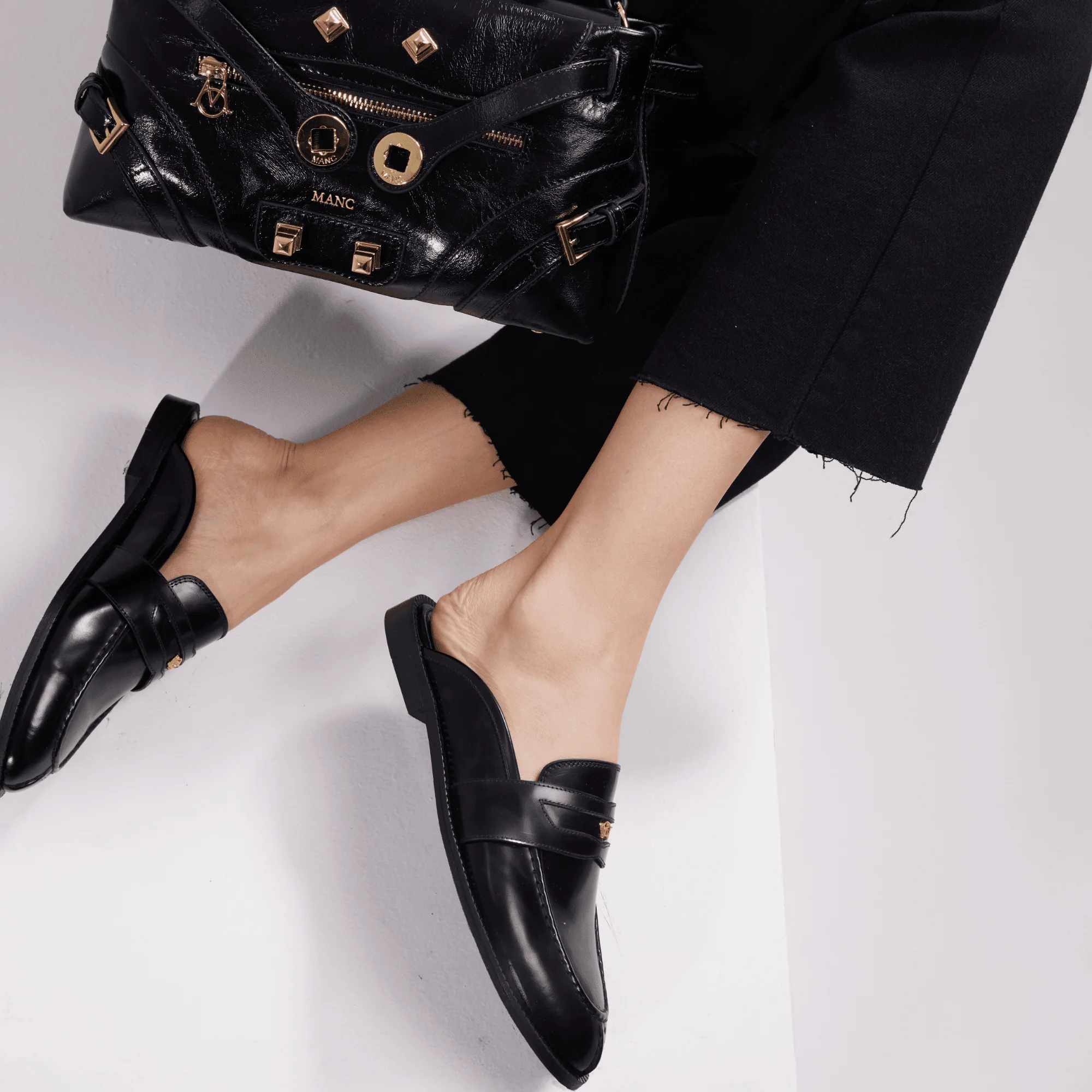 GRACE SLIPPERS - BLACK - Image 8